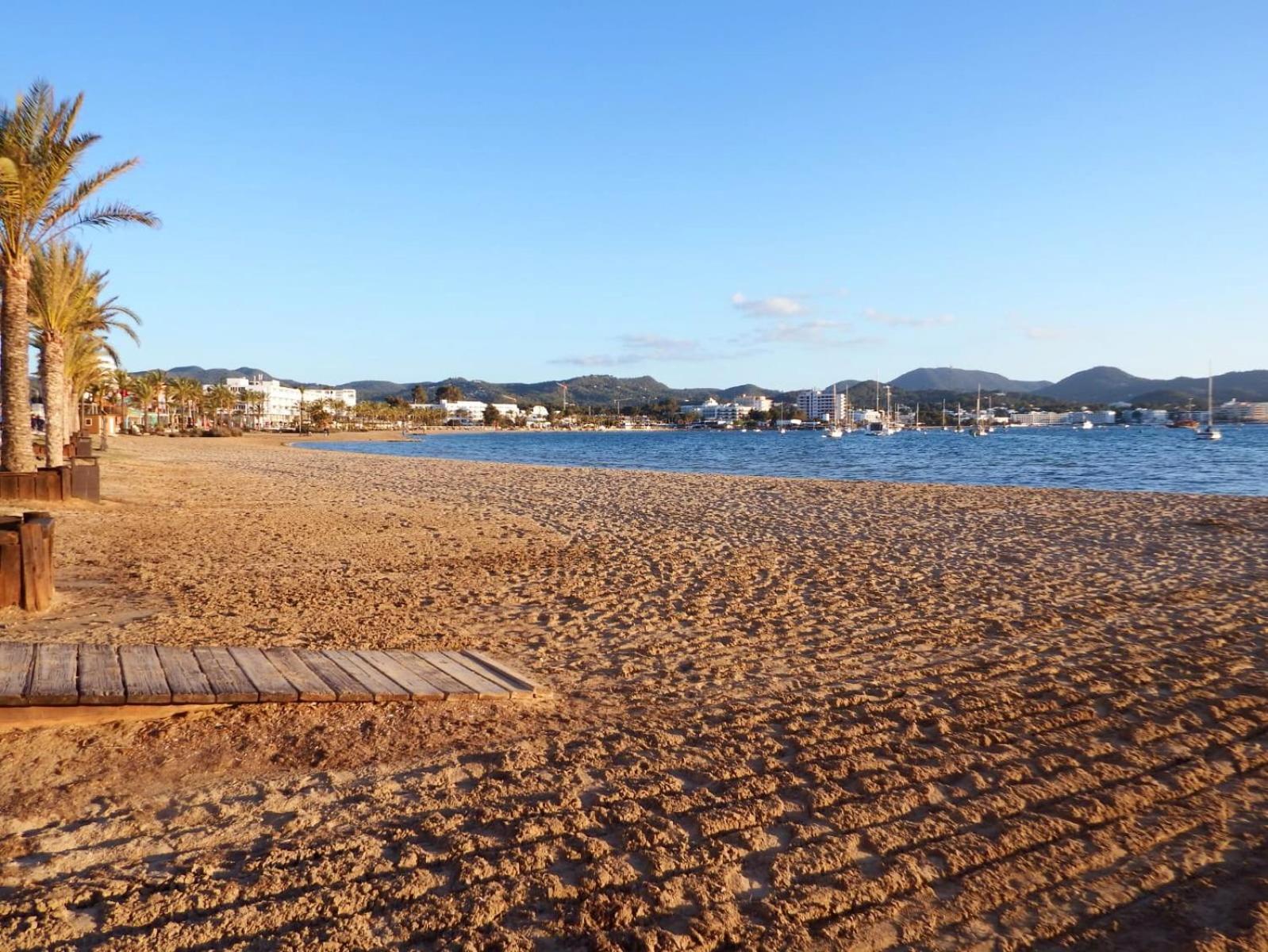 Apartamento Junto Al Mar Y Montanas *